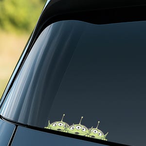 The Claw Peeker Car Vinyl Decal / Alien Peeker Sticker / Luggage Skateboard Laptop Decal / Alien Sticker BZHQ08