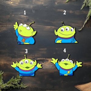 Toy Story Alien Peeker Car Decal, Pixar Peekaboo Window Bumper Vinyl Disney Luggage Helmet Guitar Laptop Sticker D2KI13
