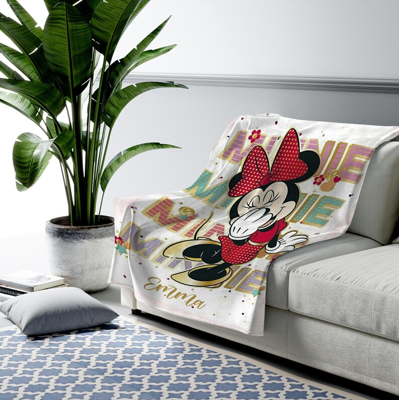 Personalized Minnie Mouse Blanket, Custom Name Disney Minnie Blanket, Disney Blankets, Minnie Birthday Gifts, Kids Blanket, Baby Gift BZCL17 image 2