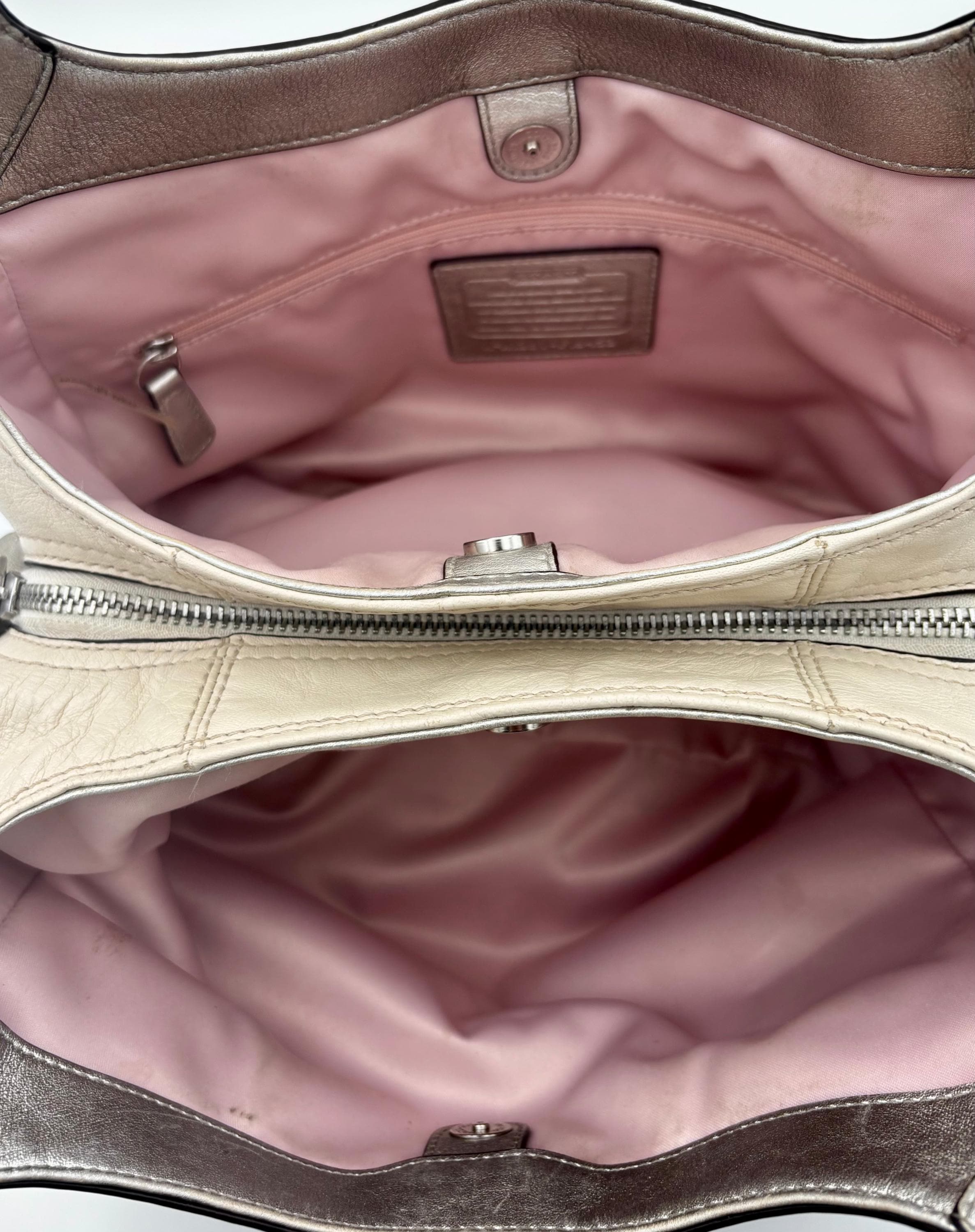 Coach Soho Lynn Hobo Shoulder Bag | Y2K Style Cream Metallic
