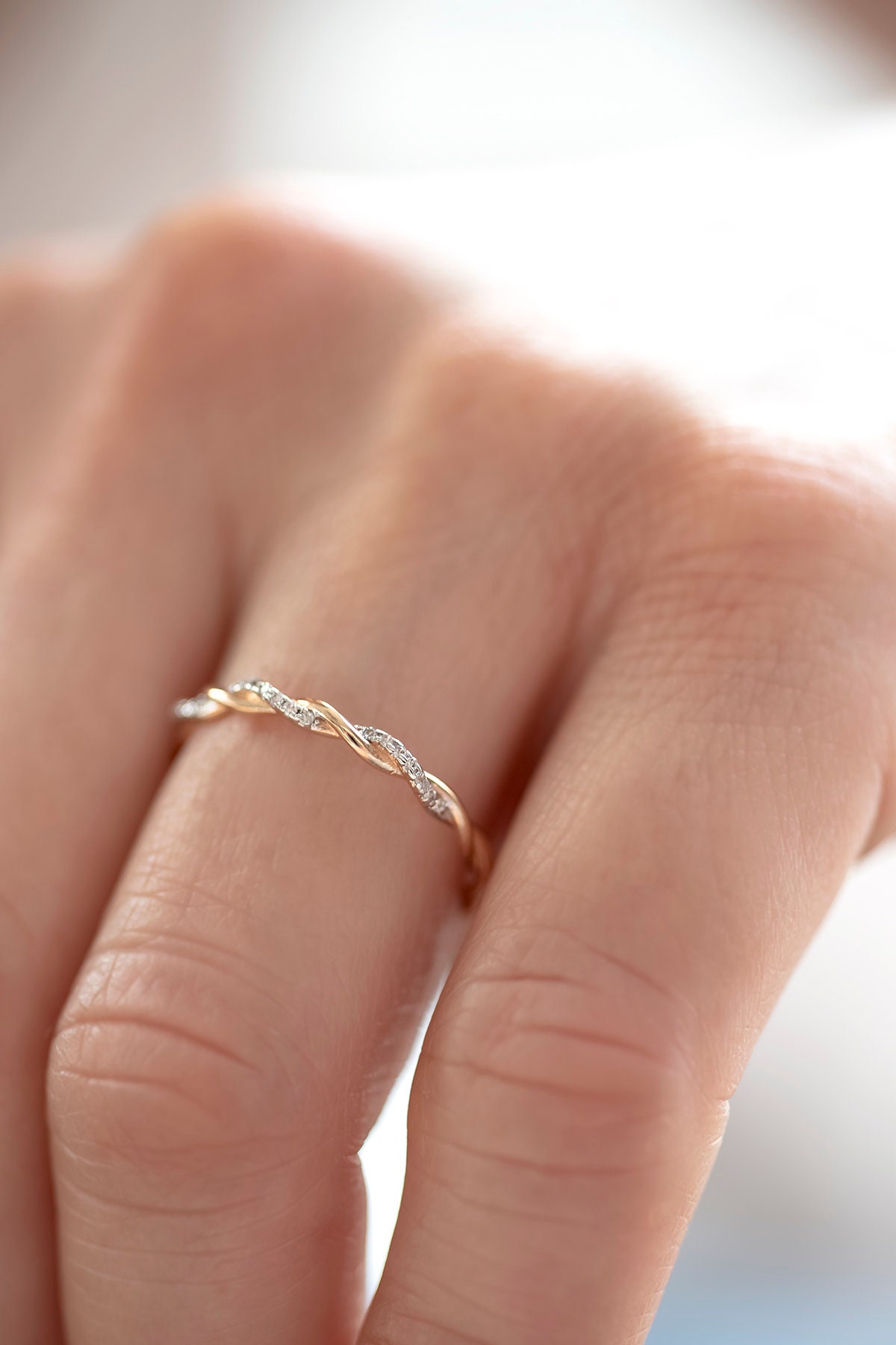 dainty wedding bands