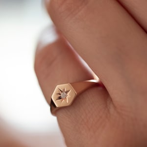 Star Signet Ring, Polaris Star Set Band, Hexagone Signet Ring, Pinky Gemstone Band, Birthstone Signet Ring, Birthday Gift Idea, Gift for Her