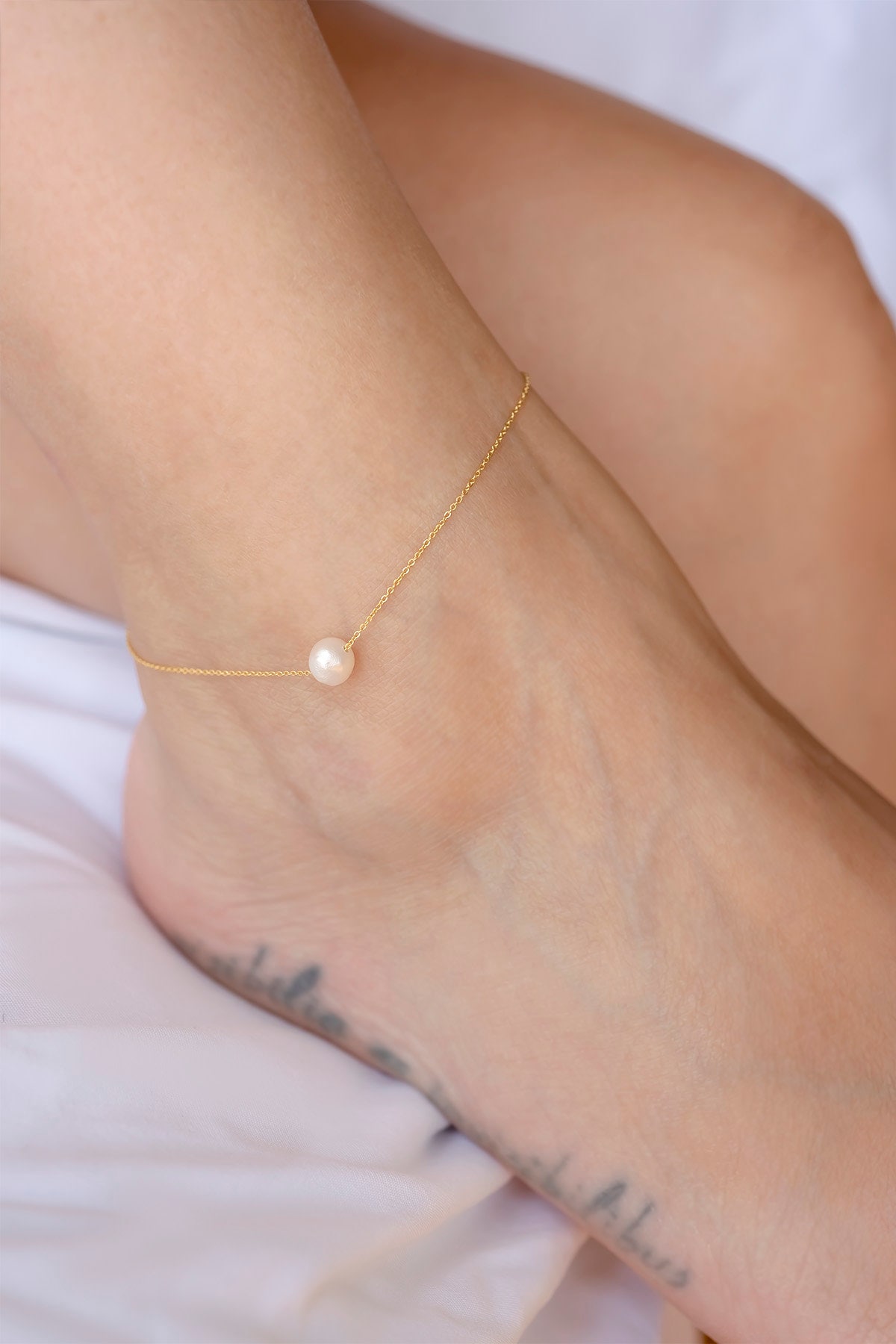 アンクレット LOVE ME MONSTER Pearl Gold Chain Anklet Anklet With Pearl, Gold Foot Jewelry, Brass Ankle Chain