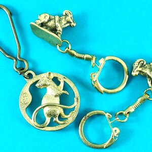 キーチェーン 3 個セット マウス ラット 牡羊座 ヤギ/ヴィンテージ ブロンズ フィギュア/ハンドメイド アートワーク/1980 年代 彫像/彫刻/モダン アート ギフト/キーチェーン 彫刻家 作家