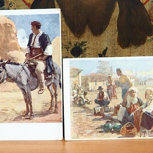 Costume national bulgare ancienne carte photo/carte postale ancienne originale/lot de 2 copies de peintures des artistes bulgares célèbres Mrkvichka et Mitov