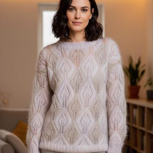 Mönster med två texturer i lövmönster Stickning i PDF-format Mohairtröja Dam Spetströja Digital nedladdning Trendiga stickade plagg DIY-kläder Intarsia-handledning