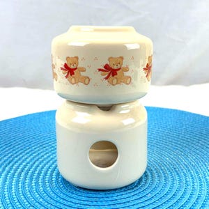 Vintage ceramic oil burner with teddy bear design, retro baby room decoration, essential oil diffuser