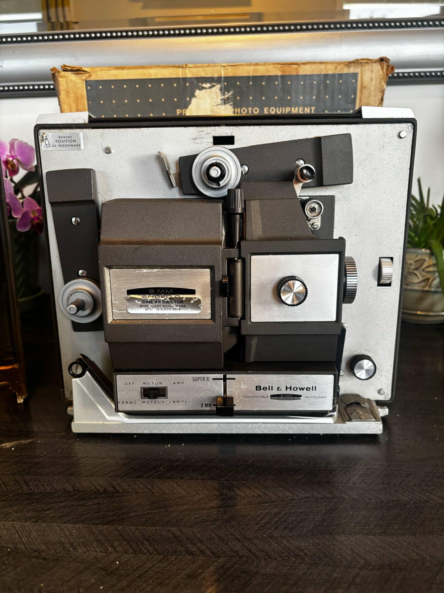 その他 BELLE PRO JECTOR 8m/m Bell and Howell Super 8 Vintage Movie Projectors and Screens