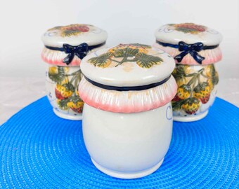 ヴィンテージ ストロベリー セラミックキャニスター 蓋付き 3個セット