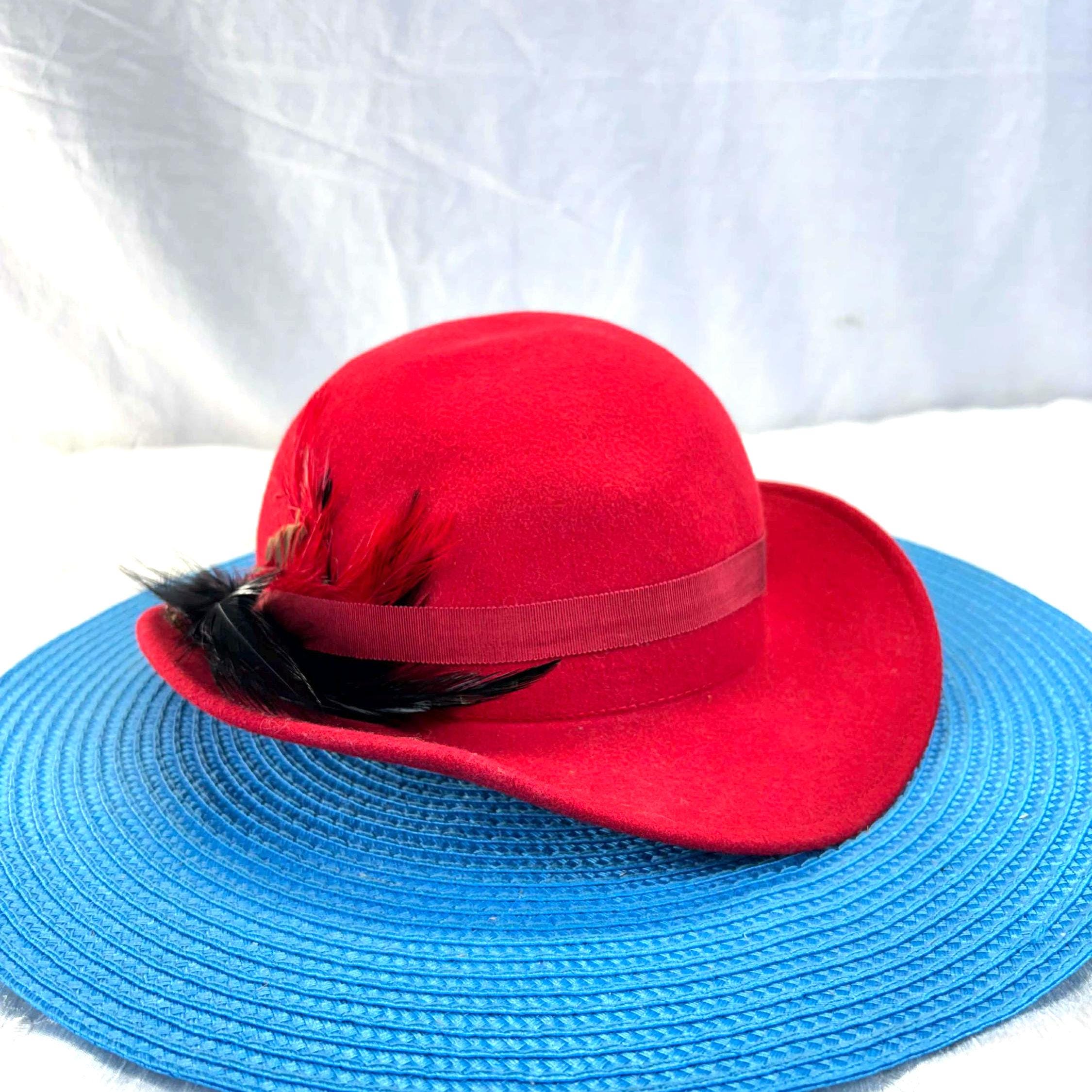 Doeskin Vintage Red felt wool women\'s hat. Union Made. Costume Vintage Red Wool Felt Hat by Doeskin, Made in USA, With  main image 4