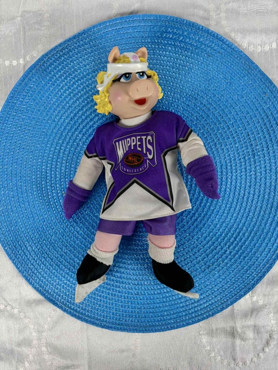 Vintage 1995 Mcdonald's Miss Piggy Muppets NHL Plush Doll Canada