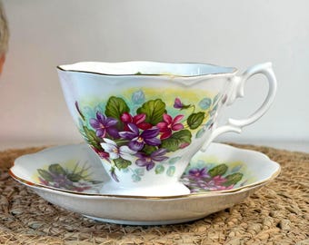 Royal Albert cup and saucer in multicolored violets, fine English bone china