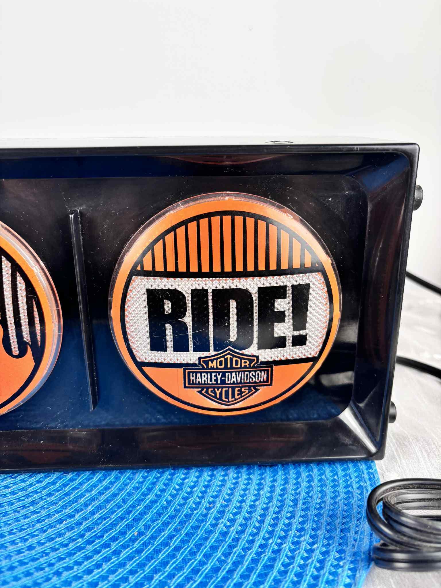 Harley-davidson “born to Ride” Lighted Sign – Working Illuminated