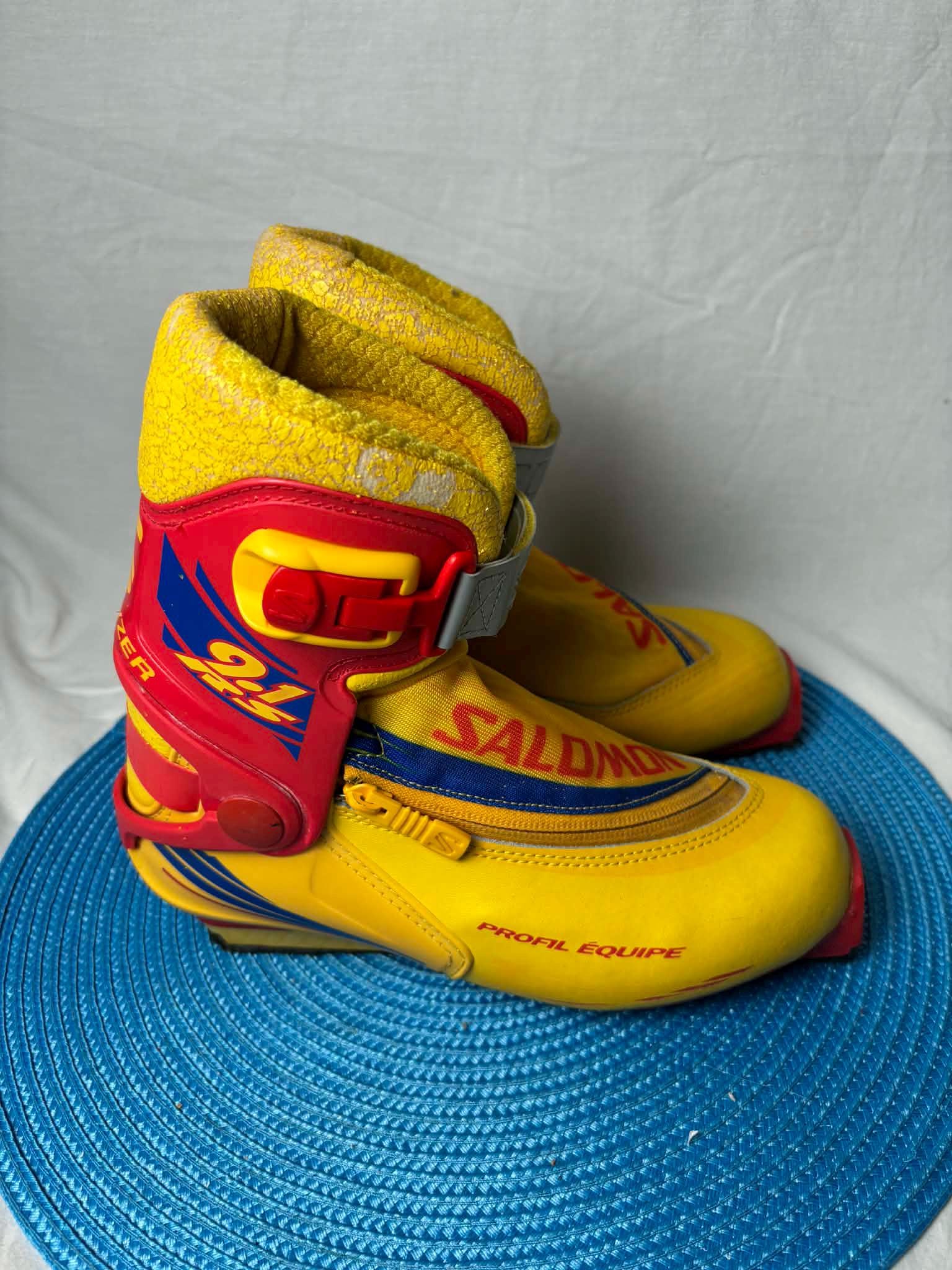 Authentic Pair of Salomon SNS Profil Équipe Cross-country Ski