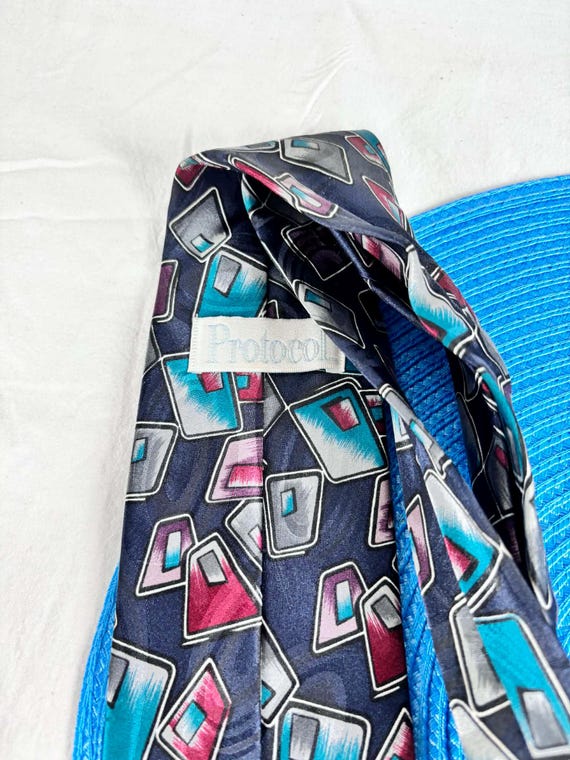 Vintage Protocol tie with colorful geometric patt… - image 2