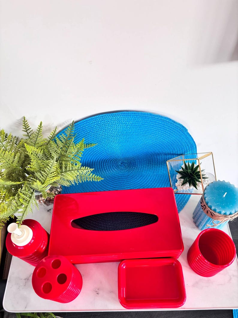 Vintage Red Bathroom Accessory Set – 5-Piece Plastic Set with Soap Dish, Cup, Dispenser, Toothbrush Holder, Tissue Box Cover