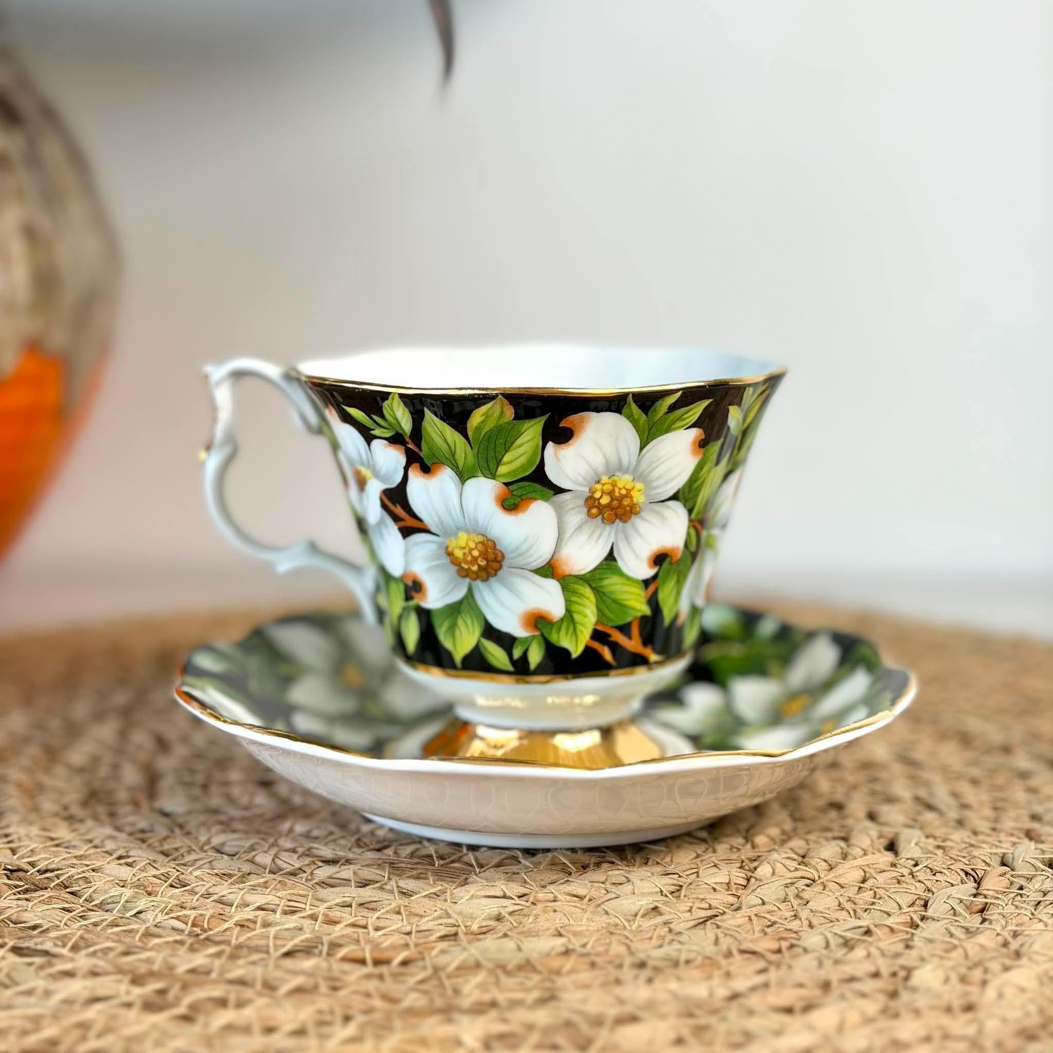 Royal Albert Flora Series Dogwood Trillium Cup and Saucer in Fine