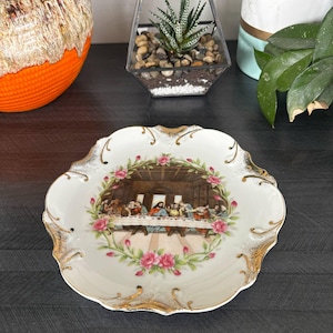 Vintage Japanese porcelain wall plate - The Last Supper with pink flowers and gilding - decorative religious art 1950-70