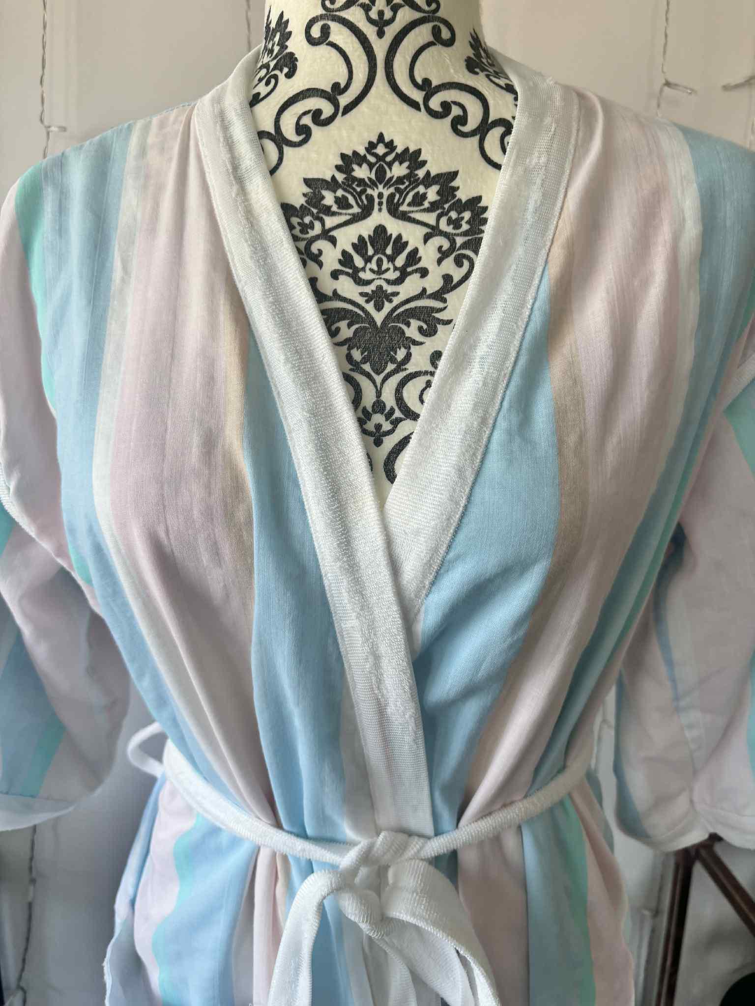 Vintage Pastel Striped Cotton Robe – Soft 80s/90s Loungewear With 