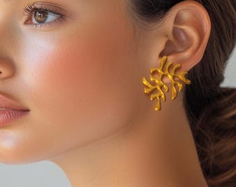 Matisse "Corail" Earrings –  light Bioplastic Asymmetrical Dangle Earrings