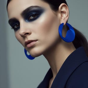 Boucles d'oreilles créoles "Les pensées" – Bijoux Dorés, Création Unique, cadeau pour Femme • Miette • big statement earrings