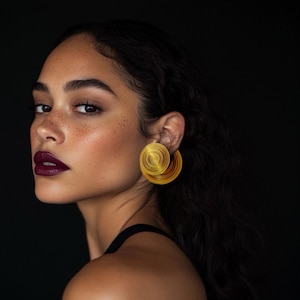 Boucles grandes "Sheena" les disques – Bijoux Dorés, Création Unique en Or, uniques pour Femme • création Miette bioplastique