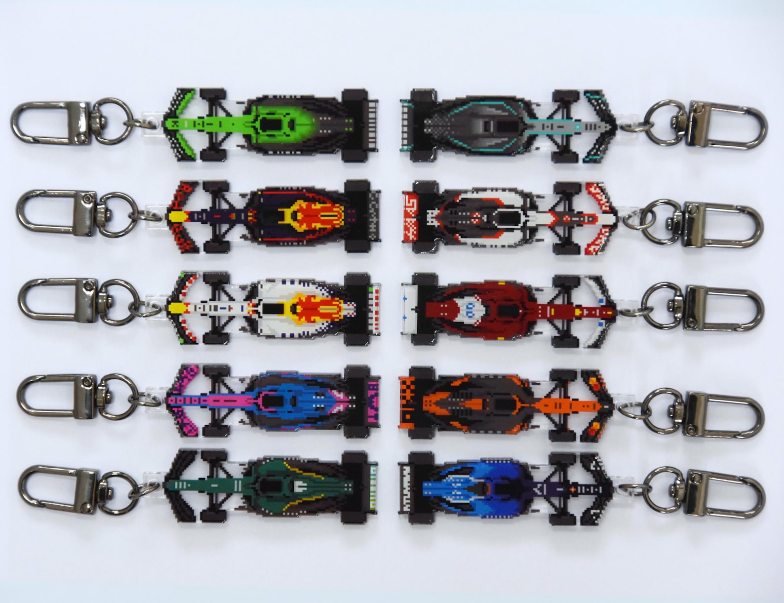 F1 FORMULA 1 KEYCHAINS F1-75 2025 Livery Pixel Art Keyrings Ferrari Red ...