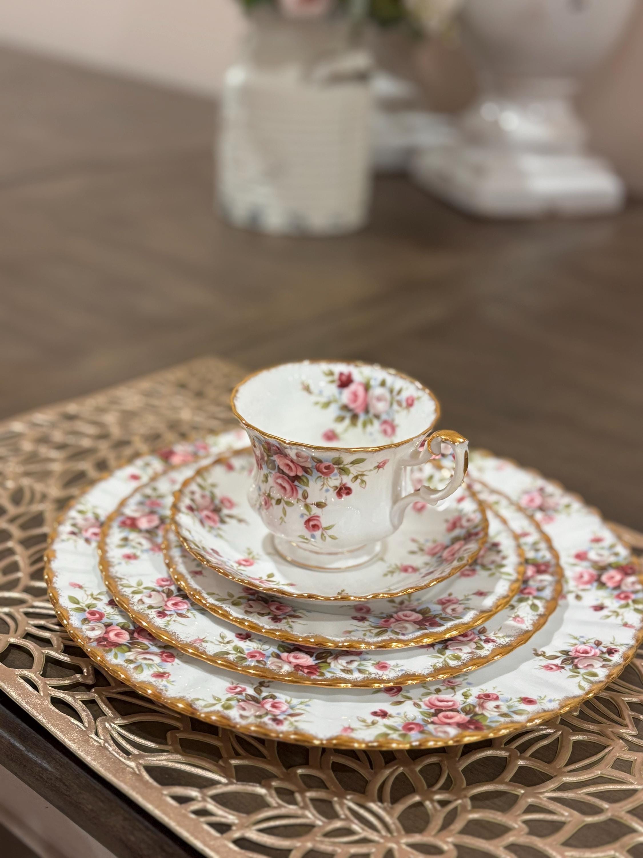 ロイヤルアルバート　  DIMITY ROSE セット ロイヤルアルバート ROYAL ALBERT DIMITY ROSE セット