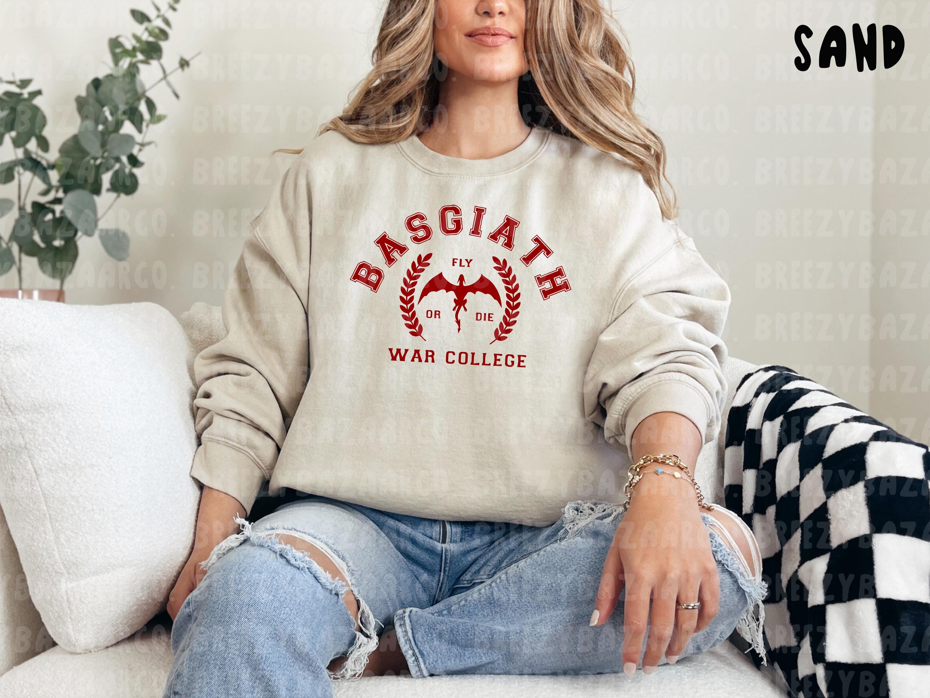Camicia Basgiath War College, maglione della quarta ala, felpa con fiamma di ferro, merchandising Dragon Rider, abbigliamento Rebecca Yarros, regalo per gli amanti dei libri - Italia