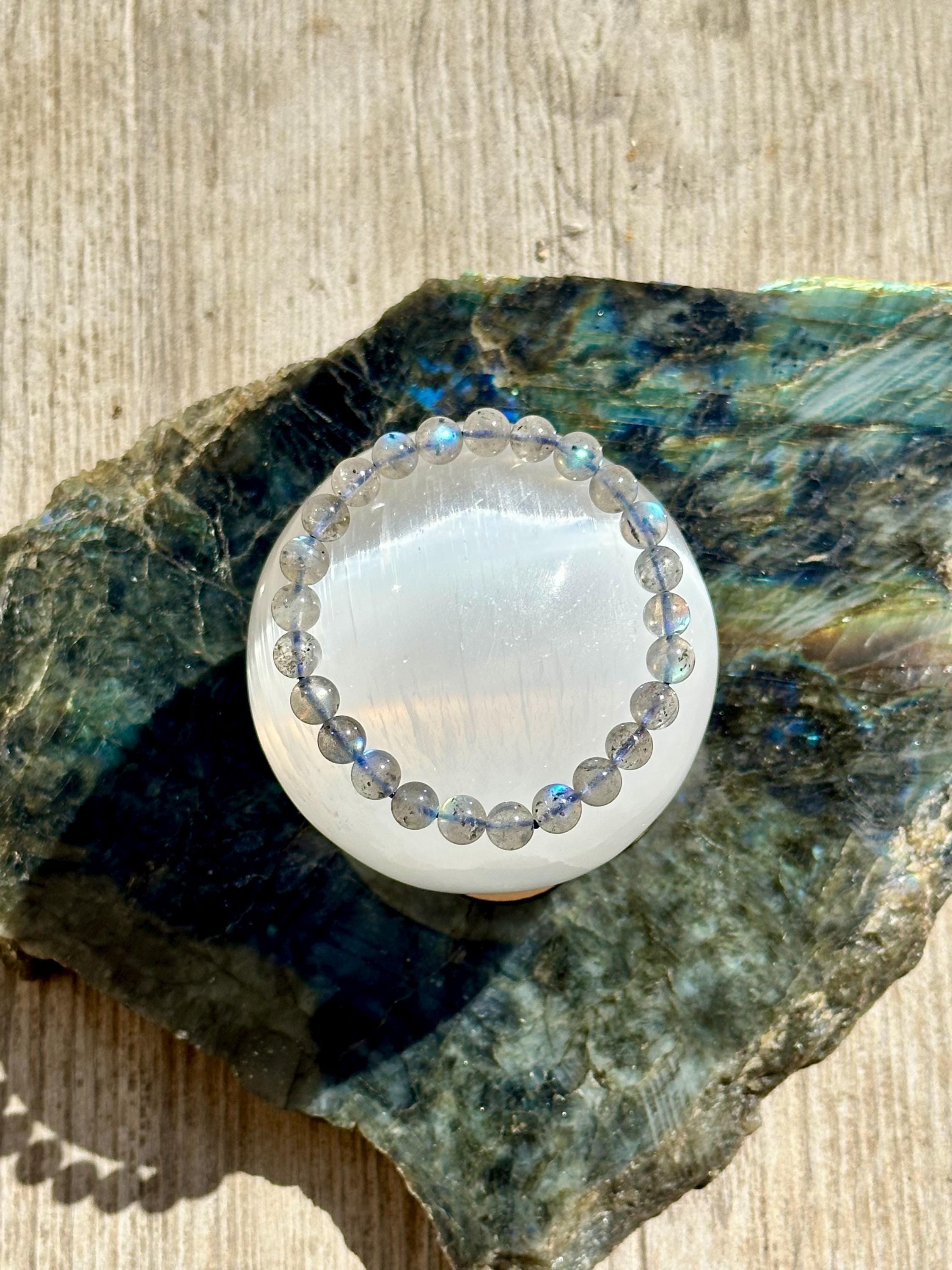 Bracciale in labradorite scura naturale 8 mm con ciondolo