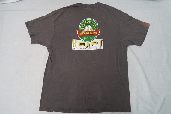 heart band logo t shirt