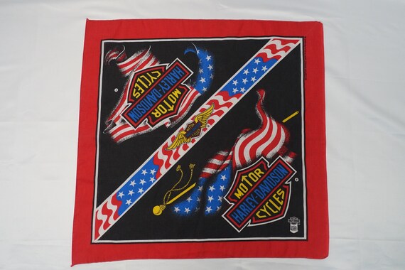 Vintage HARLEY-DAVIDSON Motorcycles 80's Stars & S