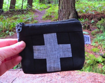 Outdoor First Aid Kit - Essential Camping Gear - Wilderness Survival Bag - Gift for Adventurers