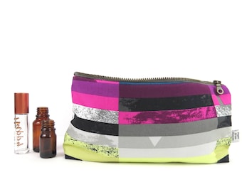 Essential Oil Bag CLASSIC - Steps Above - 14 bottles - cosmetic bag zipper pouch essential oil holder, essential oil bag