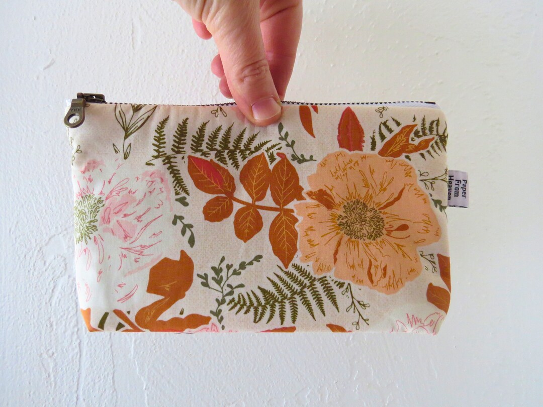 Zipper Bag Foraged Garland Nature Zipper Pouch, Flower Glasses Holder
