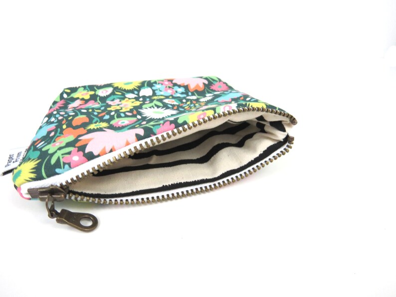 mini change pouch essential oil bag coin purse Zip Wallet Money Wallet Change Purse Spring Day Zipper Pouch ITY-BITY