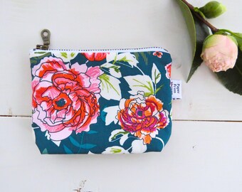 Small Flower Feminine Zipper Pouch Tiny Rose Coral Floral Coin Purse Berry Teal Handheld Essential Oil Roller Bottle Bag Camellia: Mini