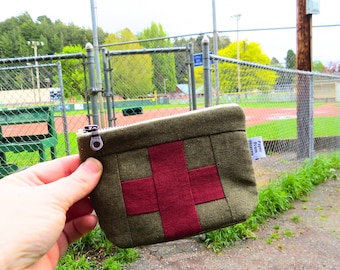 Compact Sports First Aid Bag - Baseball Dad Gift - Softball Mom Present - Mini Travel First Aid Kit