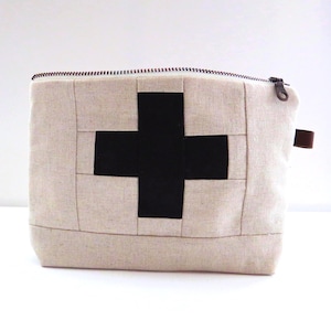 Bolsa mediana de primeros auxilios con cremallera • Organizador portátil de botiquín médico • Almacenamiento compacto para viajes • Estuche para suministros de emergencia • Elementos esenciales de salud