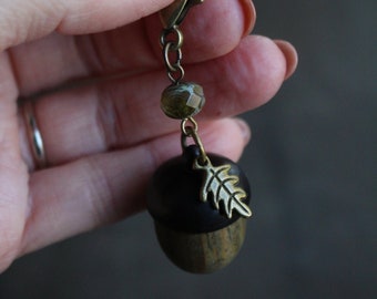 Acorn Stitch Marker Keeper  •  Stitch Marker Storage  •  Unique Woodland Gift for Knitters