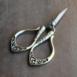 Secret Garden Embroidery Scissors • Ornate Vintage Style Quilting Scissors in Antique Gold, Copper or Gray • Needlepoint Gift for Mothers