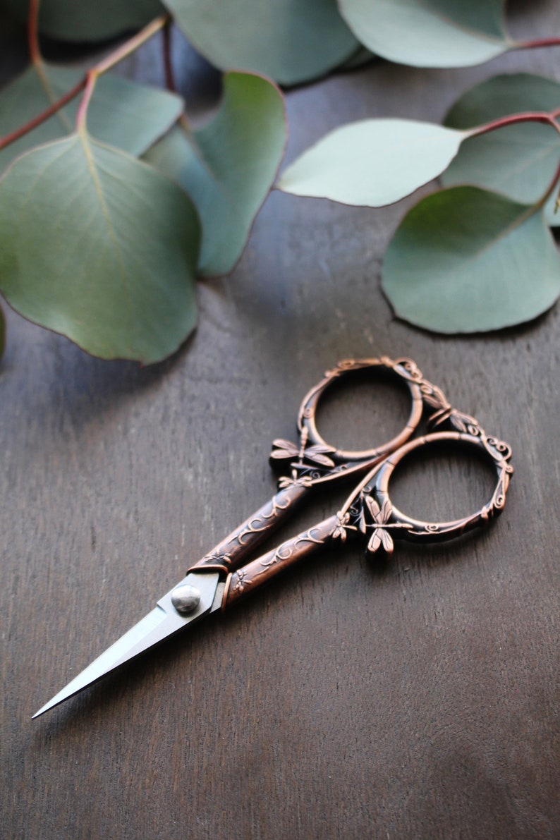 Dragonfly Embroidery Scissors • Unique Garden Theme Quilting Scissors in Vintage Copper or Silver Finish • Quilting Gift or Embroidery Gift