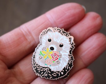 Little Hedgehog Needle Minder • Magnetic Accessory For Needles And Pins • Woodland Quilting Gift, Embroidery Gift, Cross-Stitch Gift