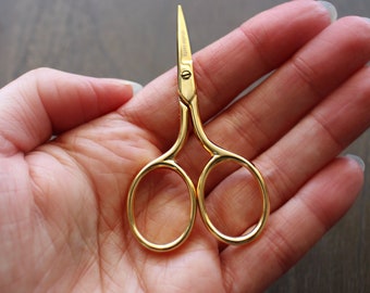 Le Piccole Embroidery Scissors • Elegant Petite Quilting Scissors Made In Italy  • 24-Karat Gold Plated