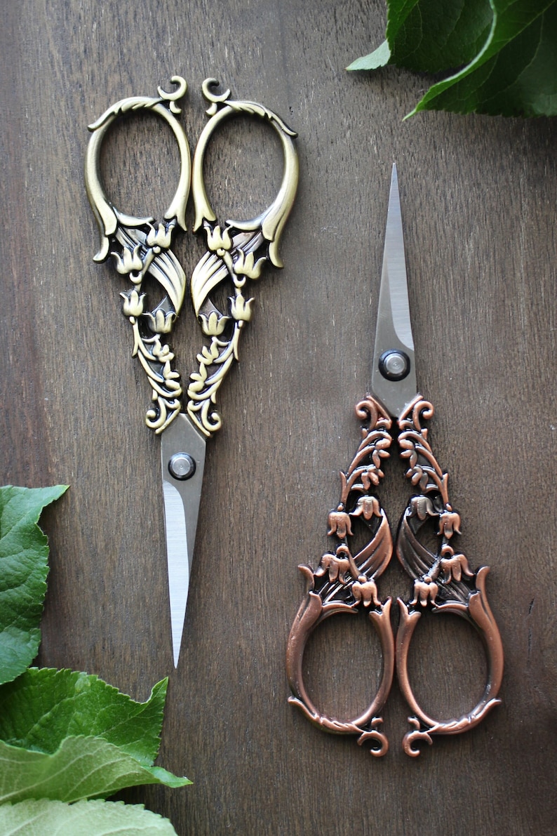 Tulip Garden Embroidery Scissors Antique Gold or Copper Vintage Style Quilting Scissors Beautiful Sewing Gift or Quilting Gift image 1