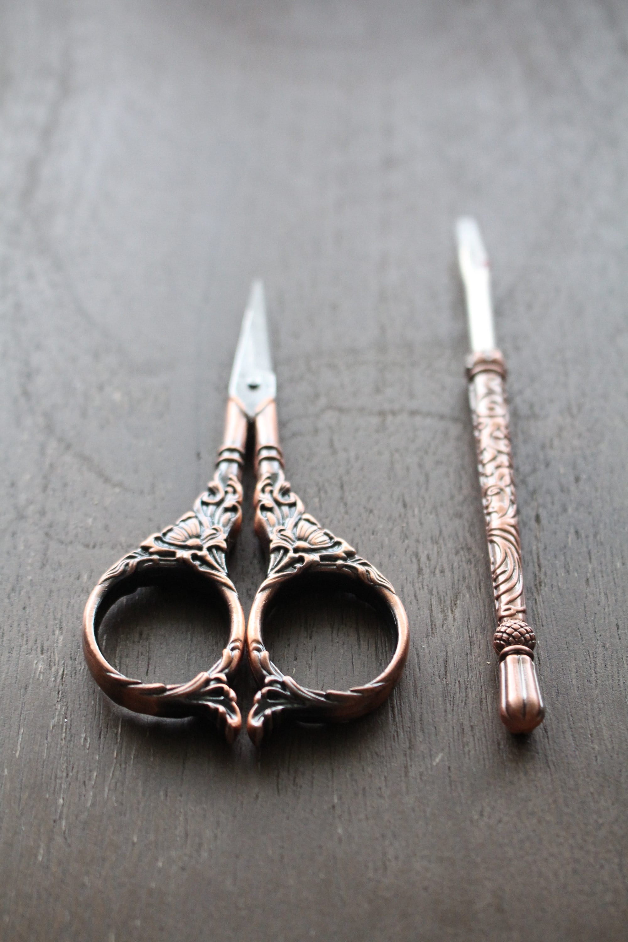 Botanical Garden Embroidery Scissors • Vintage Style