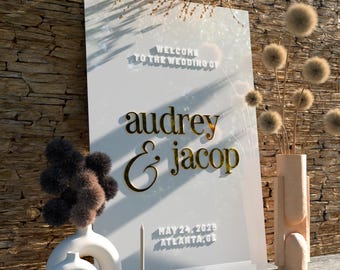 White Acrylic Wedding Welcome Sign with Gold Mirror 3D Names, Elegant Personalized Wedding Sign, Acrylic Welcome Sign, Engagement Sign