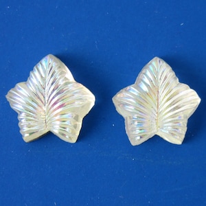 Leaf Vintage Glass Stones 6 pcs RARE Beautiful 12mm Cabochons S-125