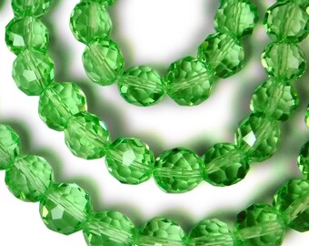 16 pcs 10mm Green Crystal Beads Peridot Mint Oval Faceted B-233