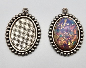 Cabochon Settings 18x13mm Antique Silver Frame Beaded Oval Brass Stamping M-47